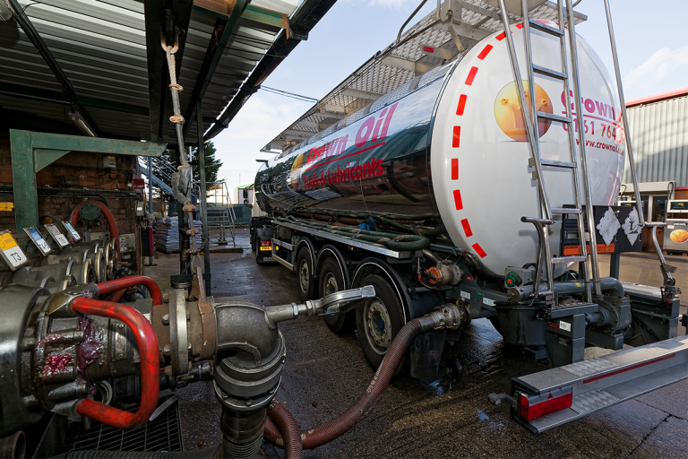 Bulk Fuel Suppliers Nationwide Delivery of Bulk Fuels Crown Oil